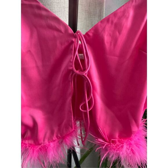 REVOLVE More To Come Moxi Crop Pink Satin Blouse Feather Top‎ Barbiecore Medium - Picture 4 of 6